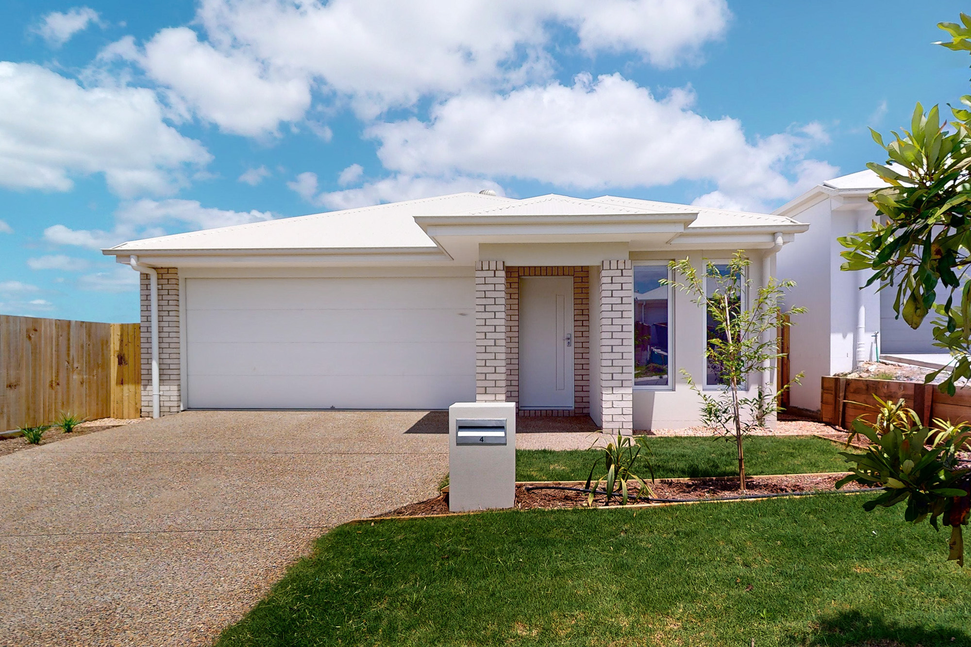 4 Helix Close, Spring Mountain, QLD 4300