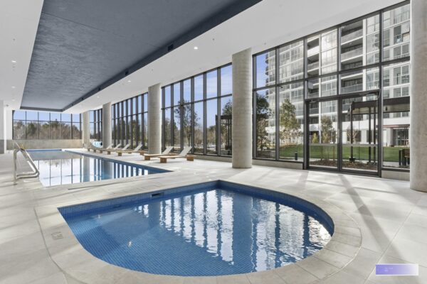1006/104 Easty Street, Phillip, ACT 2606