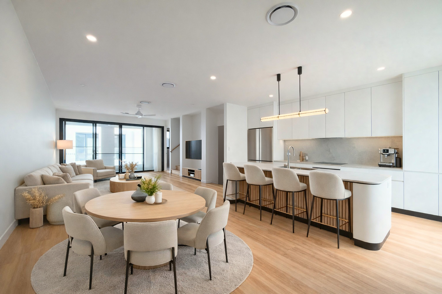 8/2-4 Waterford Court, Bundall, QLD 4217